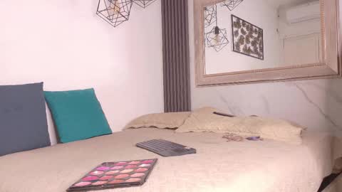 Snapshot of kristyl_paez chatting on 01/13/26, 07:08 Cristina online show from 01/13/26, 07:08