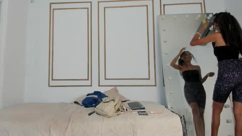 Snapshot of kristyl_paez chatting on 02/24/26, 07:12 Cristina online show from 02/24/26, 07:12