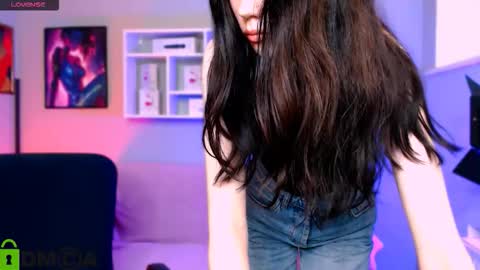 Snapshot of kristylovee chatting on 09/15/25, 02:39 Kristy online show from 09/15/25, 02:39