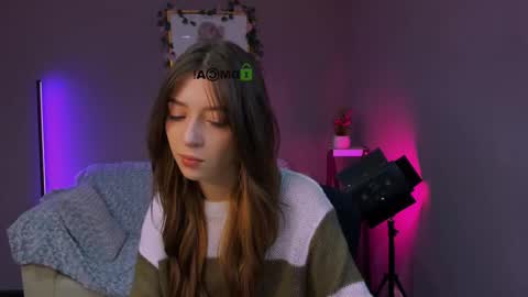 Snapshot of kristylovee chatting on 10/07/25, 09:28 Kristy online show from 10/07/25, 09:28