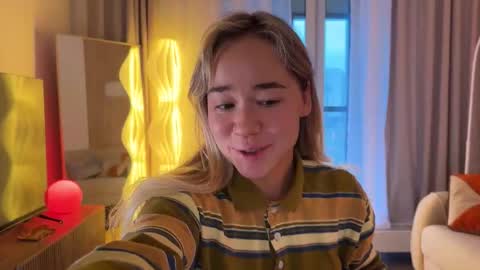 Snapshot of kristyspiritedaway chatting on 11/05/25, 12:05 Kristy Nip slip shady Best model on CB online show from 11/05/25, 12:05