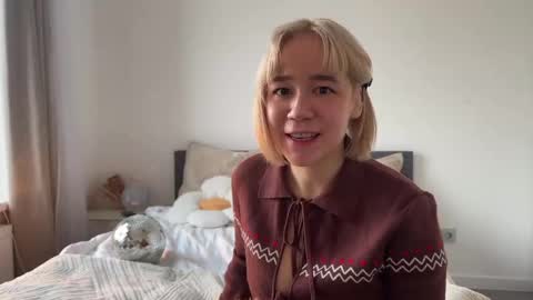 Snapshot of kristyspiritedaway chatting on 03/31/26, 03:01 Kristy Nip slip shady Best model on CB online show from 03/31/26, 03:01