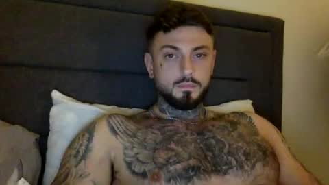 Snapshot of krxt13 chatting on 11/09/25, 09:46 krxt13 online show from 11/09/25, 09:46