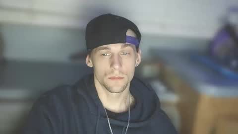 Snapshot of krytiar1992 chatting on 10/20/25, 05:41 krytiar1992 online show from 10/20/25, 05:41