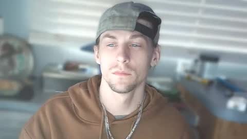 Snapshot of krytiar1992 chatting on 12/03/25, 02:48 krytiar1992 online show from 12/03/25, 02:48