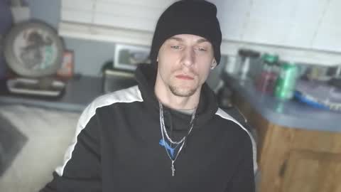 Snapshot of krytiar1992 chatting on 12/16/25, 06:18 krytiar1992 online show from 12/16/25, 06:18