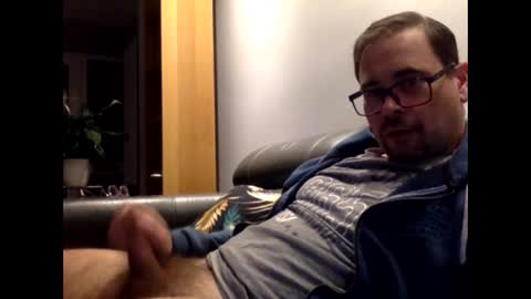 krzysztof1977 online show from 09/19/25, 08:53