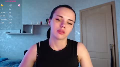 Snapshot of kseni_a chatting on 07/23/26, 06:44 Ksenia online show from 07/23/26, 06:44