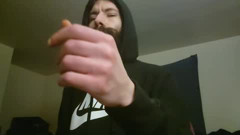 Snapshot of kubish1 chatting on 02/25/25, 06:47 Kubish online show from 02/25/25, 06:47