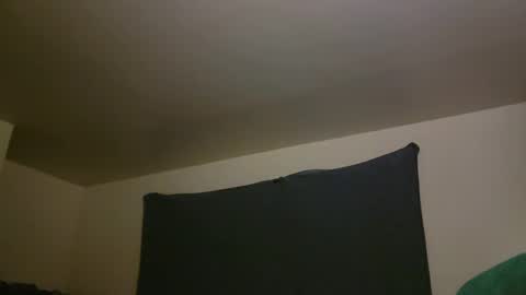 Snapshot of kubish1 chatting on 03/05/25, 03:18 Kubish online show from 03/05/25, 03:18