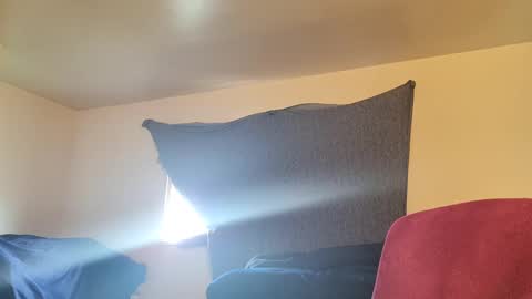 Snapshot of kubish1 chatting on 09/26/25, 02:21 Kubish online show from 09/26/25, 02:21