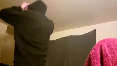 Snapshot of kubish1 chatting on 10/10/25, 10:42 Kubish online show from 10/10/25, 10:42