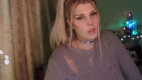 Snapshot of kudesnizza chatting on 12/04/24, 01:42 Annika MTF ts post -op online show from 12/04/24, 01:42