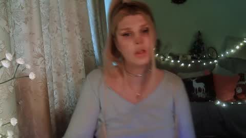 Snapshot of kudesnizza chatting on 12/12/24, 10:34 Annika MTF ts post -op online show from 12/12/24, 10:34