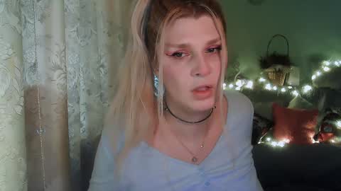 Snapshot of kudesnizza chatting on 01/22/25, 10:29 Annika MTF ts post -op online show from 01/22/25, 10:29