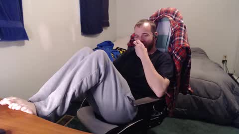 Snapshot of kuggy570 chatting on 12/03/24, 08:28 Kuggy online show from 12/03/24, 08:28