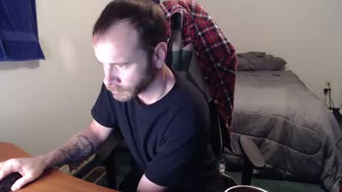 Snapshot of kuggy570 chatting on 12/22/24, 02:06 Kuggy online show from 12/22/24, 02:06
