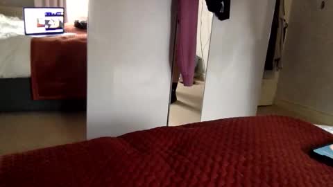 Snapshot of kulashaker46 chatting on 09/28/25, 10:09 kulashaker46 online show from 09/28/25, 10:09