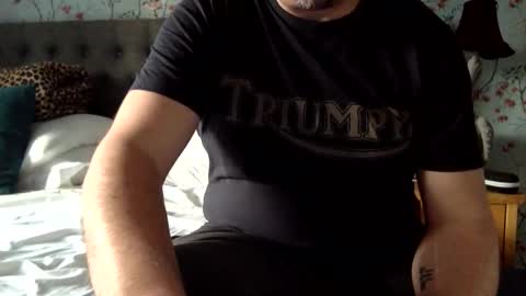 Snapshot of kulashaker46 chatting on 11/18/25, 02:43 kulashaker46 online show from 11/18/25, 02:43