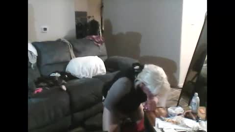 Snapshot of kulinky6969 chatting on 12/24/24, 01:39 kulinky6969 online show from 12/24/24, 01:39