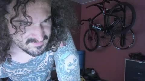 Robert online show from 05/03/26, 03:51
