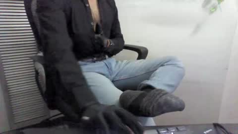 Snapshot of kunal7034 chatting on 12/14/24, 12:11 kunal7034 online show from 12/14/24, 12:11