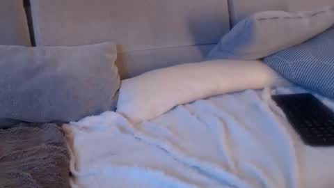 Snapshot of kung_furious chatting on 02/18/25, 10:47 Ohm. online show from 02/18/25, 10:47