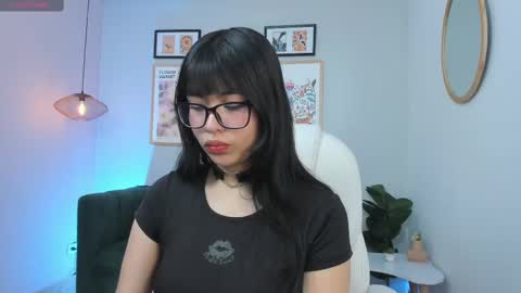 kur_purp online show from 09/13/25, 08:52