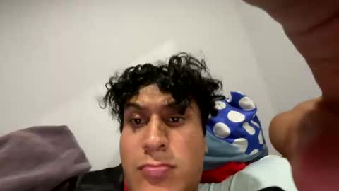 Snapshot of kurlz5stard chatting on 10/15/25, 01:17 kurlz5stard online show from 10/15/25, 01:17