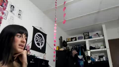 Kuromi Less online show from 01/24/25, 03:11