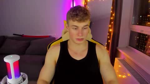 Snapshot of kurt_hanssen chatting on 11/27/25, 03:03 kurt_hanssen online show from 11/27/25, 03:03