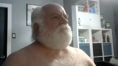Snapshot of kushsanta420 chatting on 06/30/26, 03:35 Michael Foxx Kush Santa online show from 06/30/26, 03:35