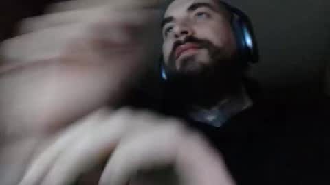 Snapshot of kuzmabig chatting on 11/14/25, 03:00 kuzmabig online show from 11/14/25, 03:00