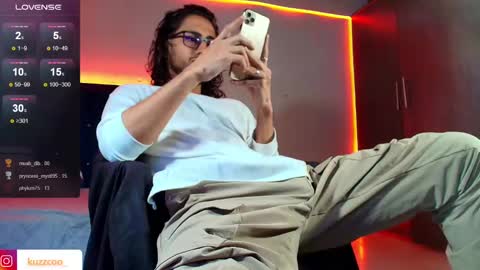 kuzzcoo online show from 02/14/25, 11:20