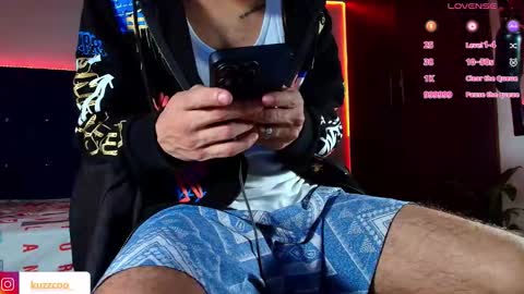 kuzzcoo online show from 10/14/25, 03:29