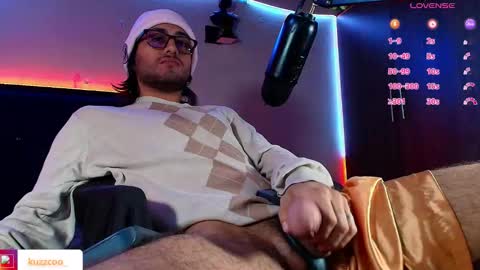 Snapshot of kuzzcoo chatting on 01/09/26, 12:30 kuzzcoo online show from 01/09/26, 12:30