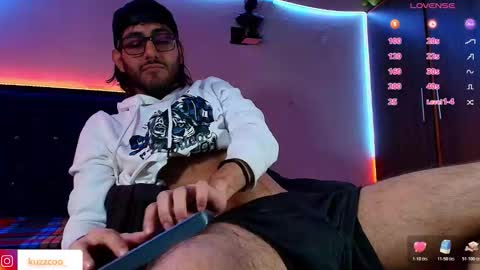 Snapshot of kuzzcoo chatting on 02/02/26, 02:05 kuzzcoo online show from 02/02/26, 02:05