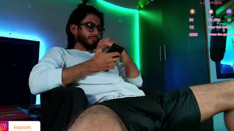 Snapshot of kuzzcoo chatting on 02/24/26, 12:36 kuzzcoo online show from 02/24/26, 12:36