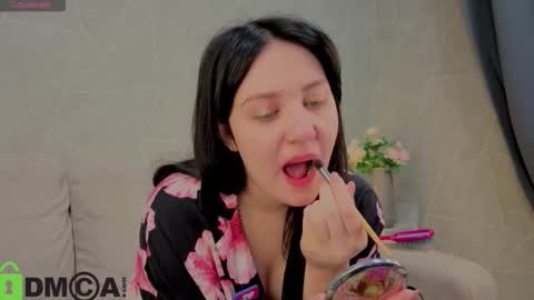 Kvetachka Thu-Sun 0900am-1500pmGTM2 online show from 09/26/25, 12:47