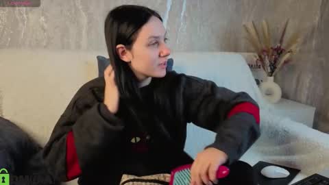 Kvetachka Thu-Sun 0900am-1500pmGTM2 online show from 11/05/25, 01:05