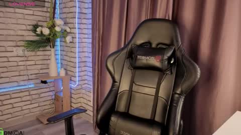 Kvetachka Thu-Sun 0900am-1500pmGTM2 online show from 12/02/25, 12:49