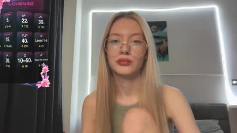 Snapshot of kvetapin chatting on 02/09/26, 12:20 Bella and Alexandra online show from 02/09/26, 12:20