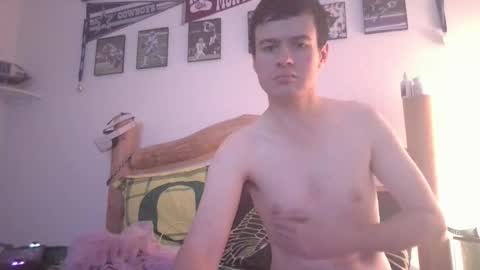 Snapshot of kwahrens22 chatting on 01/19/26, 01:53 Kenji online show from 01/19/26, 01:53