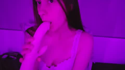 Snapshot of kwanfu_ chatting on 05/29/26, 08:07 kwanfu online show from 05/29/26, 08:07