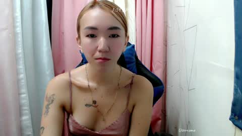 Snapshot of kweenie1026 chatting on 07/04/26, 02:51 kweenie1026 online show from 07/04/26, 02:51