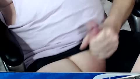 Snapshot of kwib34 chatting on 01/17/26, 10:20 kwib34 online show from 01/17/26, 10:20