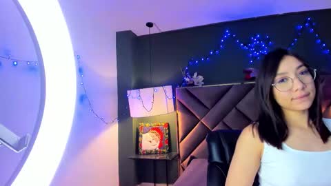 Snapshot of kya_wild chatting on 12/21/25, 02:13 kya_wild online show from 12/21/25, 02:13