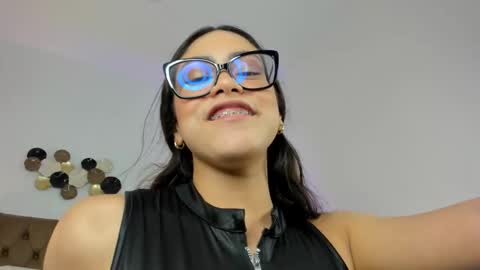 kyany  online show from 09/15/25, 02:00