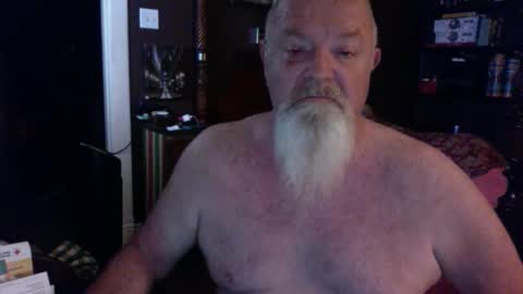 Snapshot of kyhgihntight chatting on 09/16/25, 06:36 Nick Nude Celt KYHighNTight online show from 09/16/25, 06:36