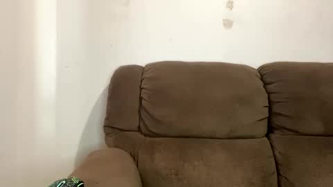 Snapshot of kyle67527 chatting on 01/17/25, 06:33 kyle67527 online show from 01/17/25, 06:33